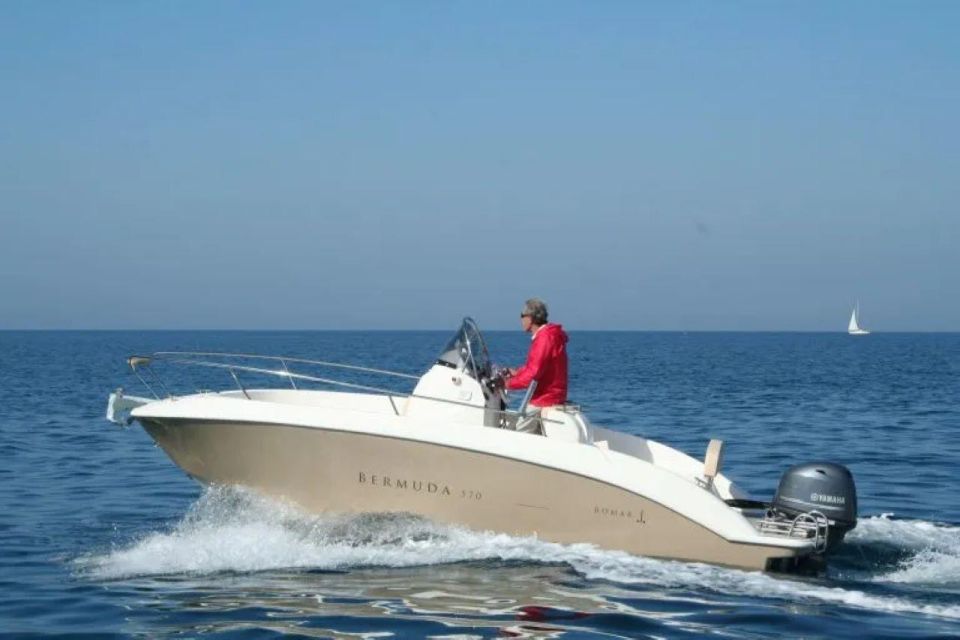 BERMUDA 570 Boat Rental Without a License - Rental Inclusions