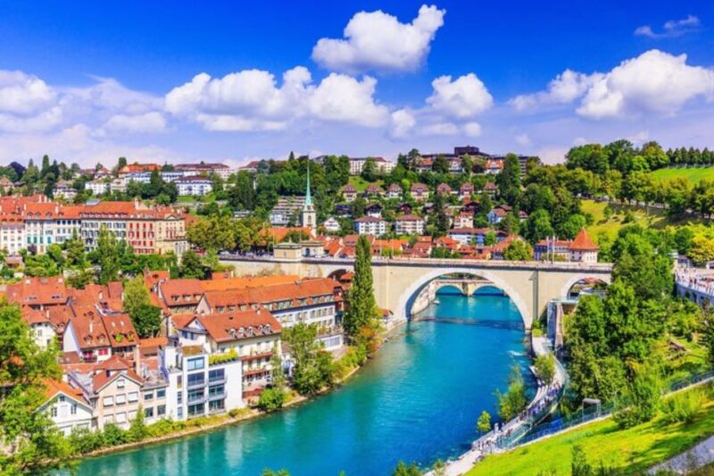 Bern: Private Walking Tour With a Local Guide (Private Tour) - Language Availability