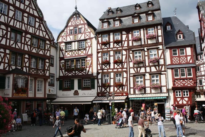 Bernkastel: Boat and covered wagon ride from/to Bernkastel-Kues - FAQs  