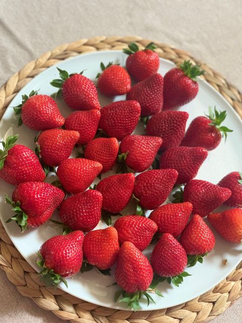 Berry Tasting (Strawberries, Raspberries and Blueberries) - Duration and Location