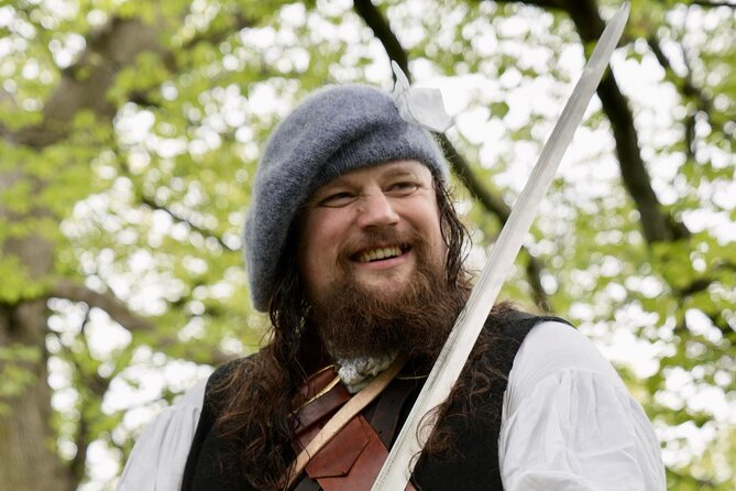 Bespoke Walking Tour of Edinburgh in Period Costume - Booking and Pricing Details