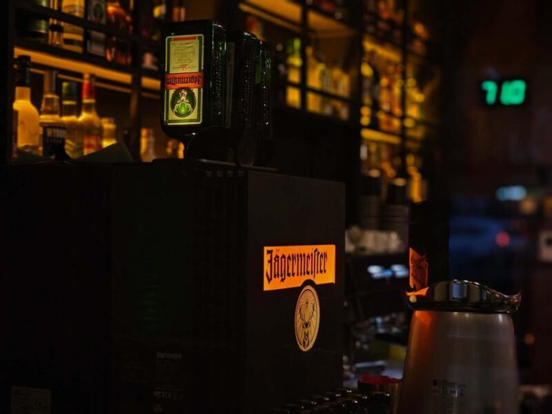 Best Beer Tasting in Paris - Gourmet Food Pairings