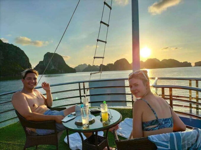 Best Halong Day Boat Tour: Lunch, Kayak, Caves, TiTop Island - Customer Reviews and Feedback