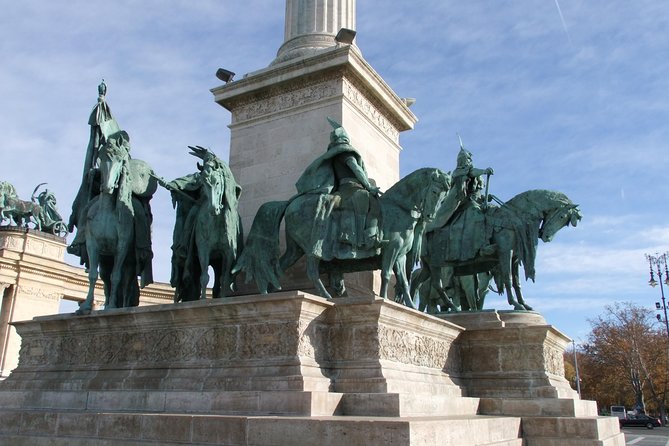 Best Historical Sights of Budapest Tour - Highlights of the Tour