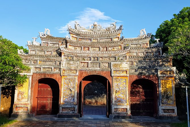 Best Hue City Tour- Private Tour - Discovering Thanh Toan Bridge
