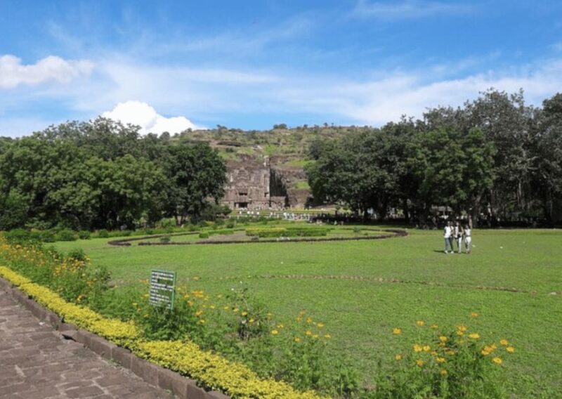 Best of Aurangabad With Caves (Full Day City Tour by Car) - Key Attractions