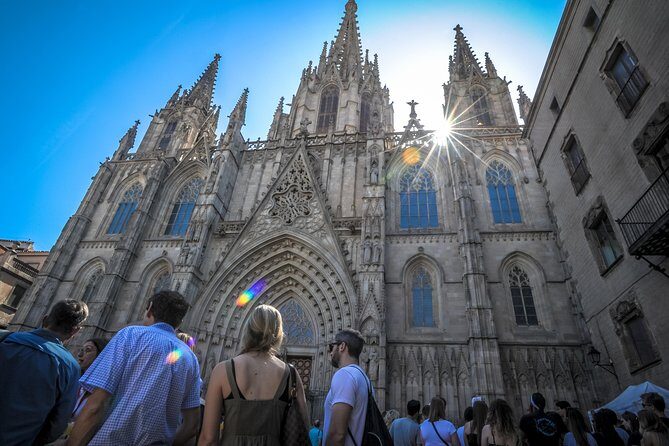 Best of Barcelona and Sagrada Familia Tour with Priority Access - The Practicalities: How the Tour Works