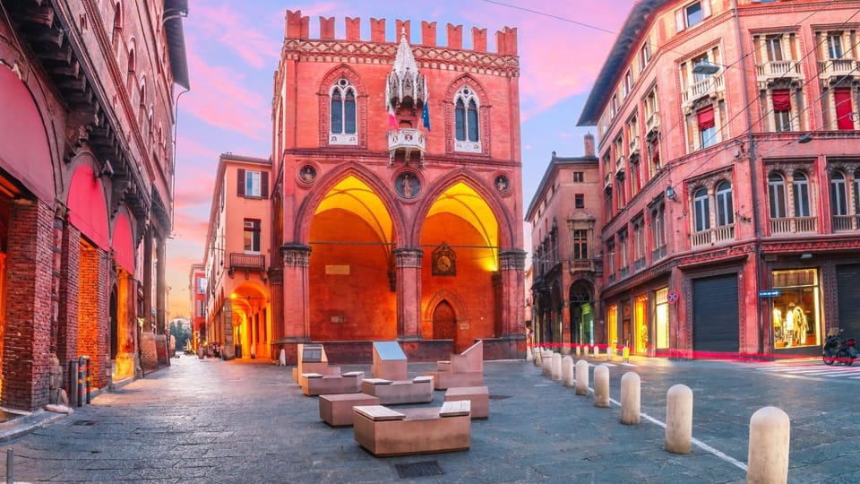 Best of Bologna: Private Walking Tour With a Local - Inclusions and Exclusions