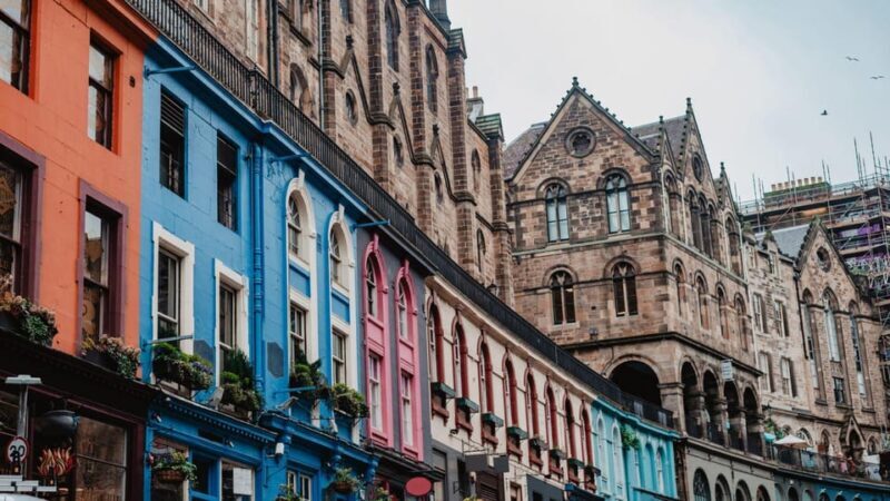 Best of Edinburgh: Private Walking Tour with a Local - Key Points