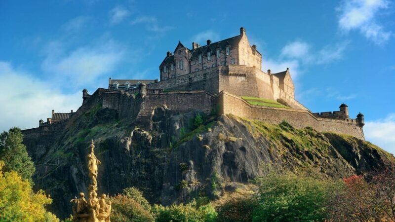 Best of Edinburgh: Private Walking Tour with a Local - Exploring Edinburgh with a Local: What to Expect