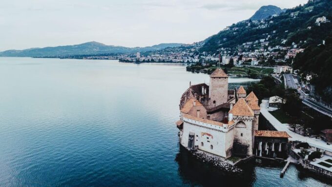 Best of Geneva: Private Walking Tour With a Local - Ask Away