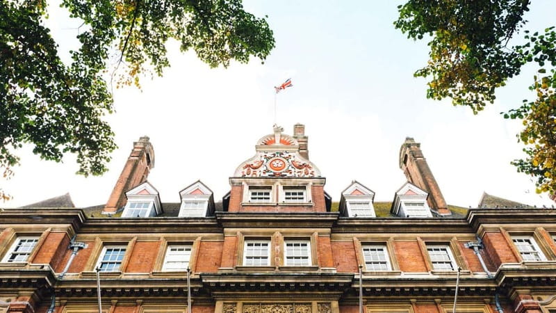 Best of Leicester: Private Walking Tour with a Local - Key Points  