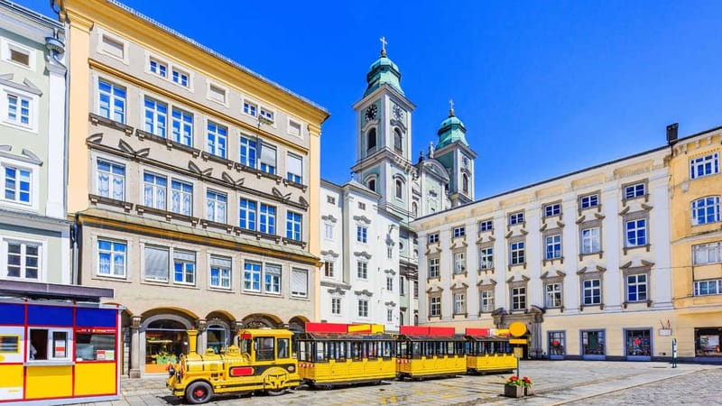Best of Linz: Private Walking Tour with a Local - Who Is This Tour Best For?