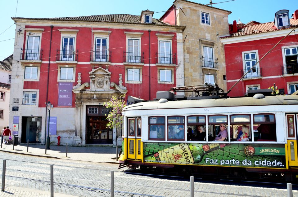 Best of Lisbon Walking Tour: Rossio, Chiado & Alfama - Key Points