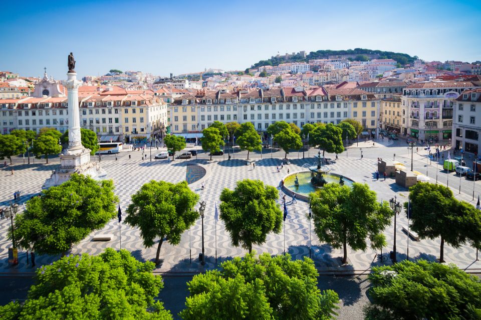 Best of Lisbon Walking Tour: Rossio, Chiado & Alfama - What to Bring