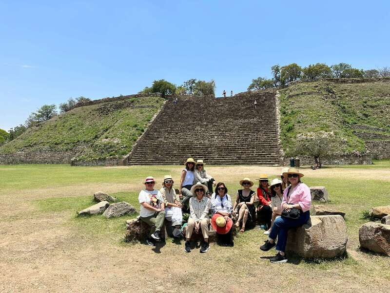 Best of Monte Albán and visit two villages arround - Logistics and Value