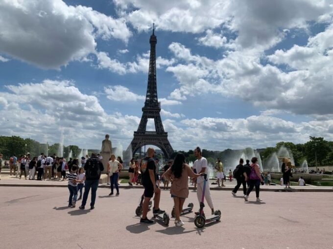 Best of Paris by E-Scooter In Small Group With A Local Guide - Booking and Availability