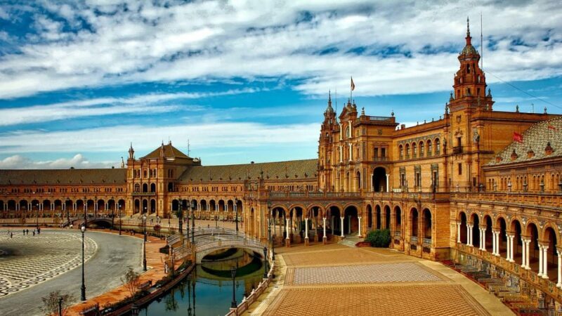 Best of Seville: Private Walking Tour with Local - Key Points