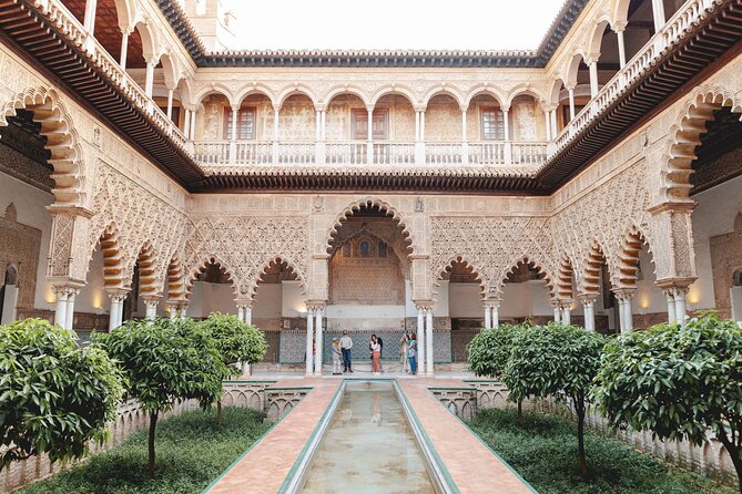 Best of Seville Walking Tour With VIP Alcazar & Cathedral - Historical Significance
