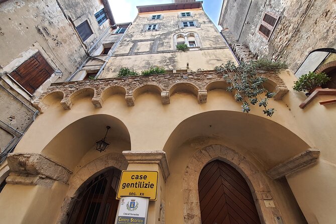 Best of Terracina Art and Food Walking Tour With Local Guide - Meeting and End Points
