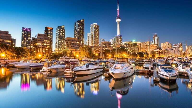 Best of Toronto: Private Walking Tour with a Local - Key Points