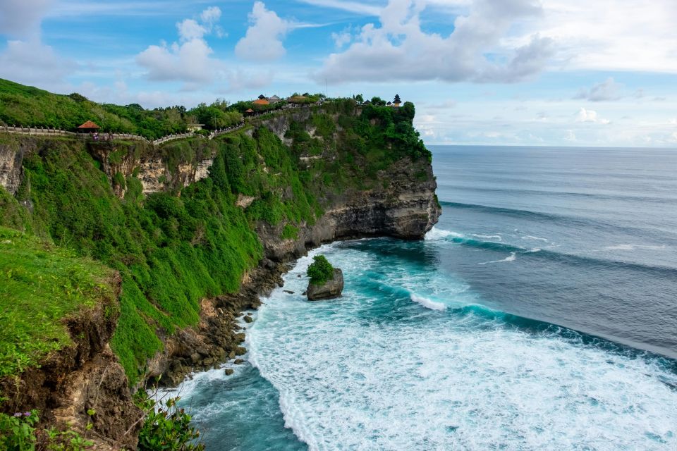 Best of Uluwatu Sunset, Kecak Dance With Dinner in Jimbaran - Frequently Asked Questions