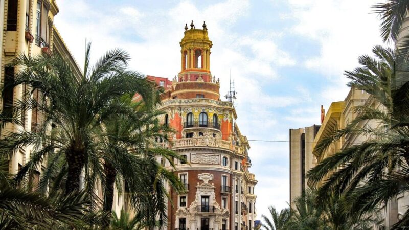 Best of Valencia: Private Walking Tour With a Local - Immerse in the Charming El Carmen District