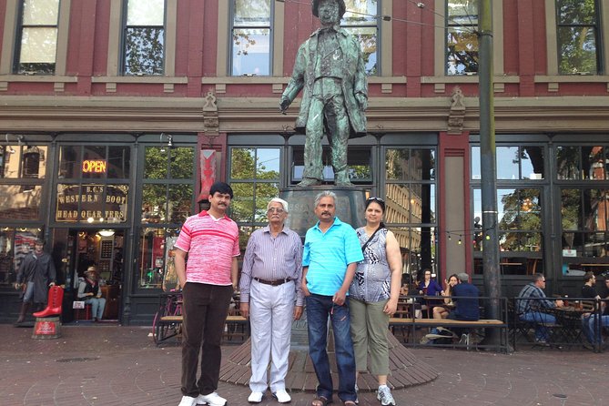 Best of Vancouver & the Lookout Private Tour - Private Tour Experience