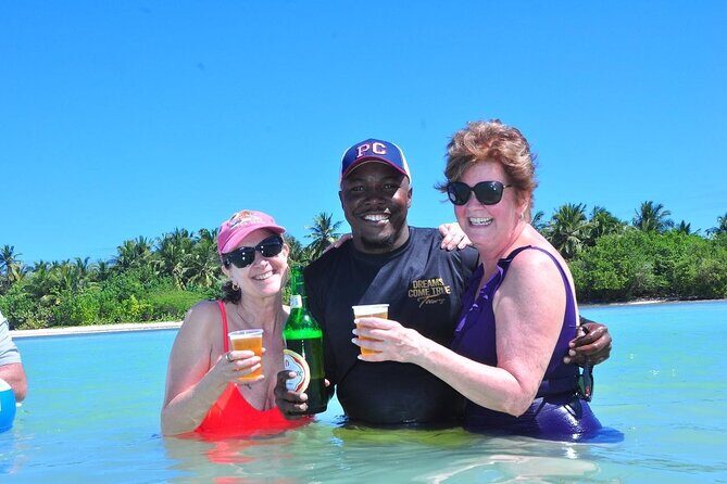 Best Party Boat Adults Only with Open Bar - What’s Included and What’s Not