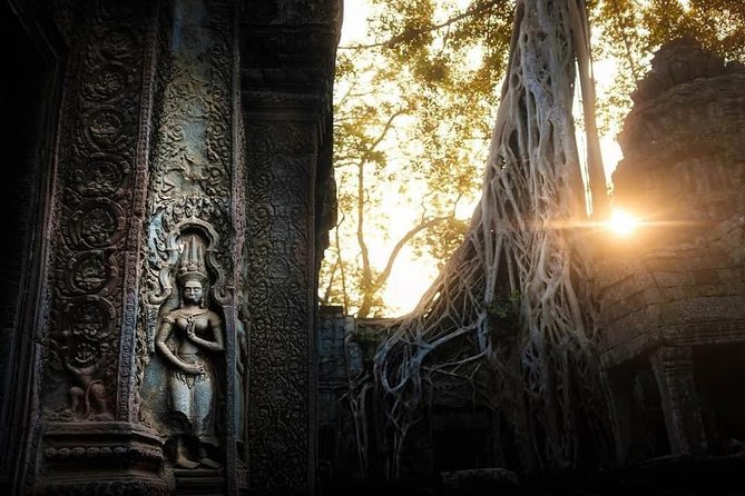 Best Temples Day Tour in Siem Reap With Sunset - Marveling at Bayon Temple
