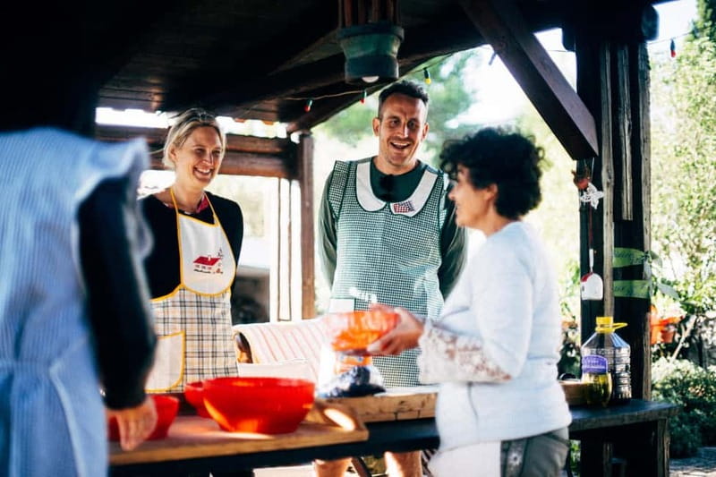 Between Bari and Matera: Fresh pasta and lunch or dinner in my organic garden - Authentic Apulian Pasta in a Beautiful Organic Garden: An Invitation to Taste and Tradition