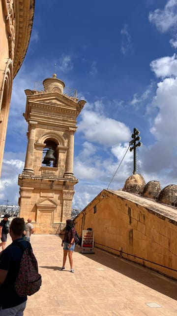 Between Creations and Miracles: Handicrafts and the Basilica of Mosta TOUR IN PORTUGUESE - Discovering Malta’s Artistic Heart at Vila de Artesãos