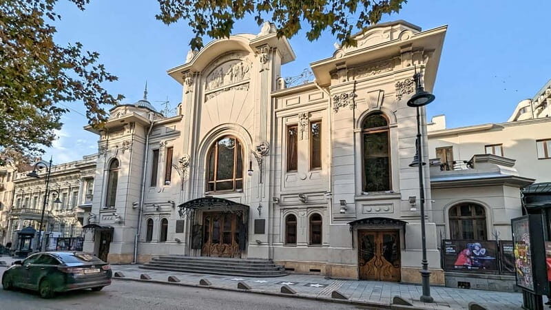 Beyond the Old City: Tbilisi's Hidden Gems Walking Tour - Final Thoughts  