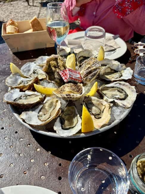 Béziers: Wine and Oyster Tasting Tour at Thau lagoon - Exploring Béziers: A Wine and Oyster Tasting Tour at Thau Lagoon