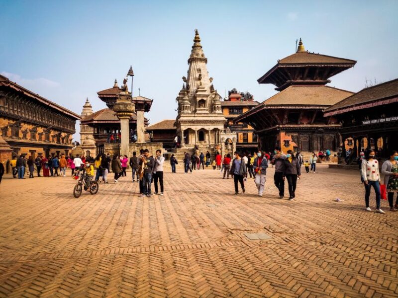 Bhaktapur Tour With Changu Narayan Hike - Key Points