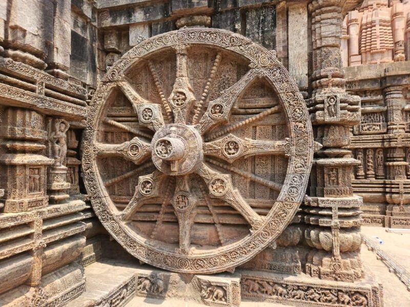 Bhubaneswar: Konark and Bhubaneswar Private Day Trip - Itinerary Highlights