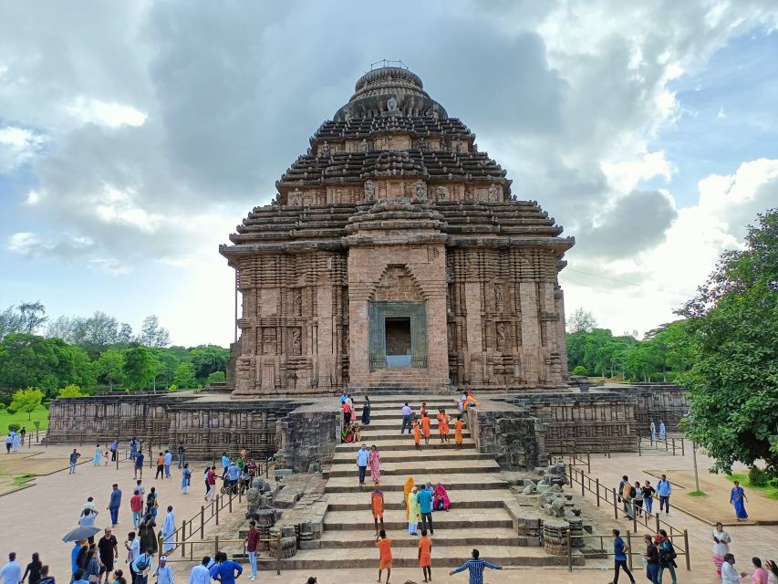 Bhubneswar: Konark Sun Temple, Jagannath Temple Private Tour - Guided Experience