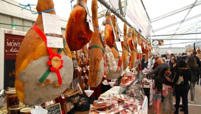 Biarritz Guided Walking & Gourmet Tour - Discover Biarritzs Local Life and Culture