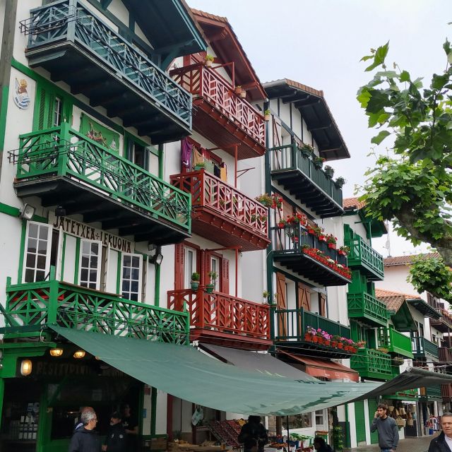 Biarritz: Sweet Spanish escape - Scenic Coastal Drive – A Visual Feast