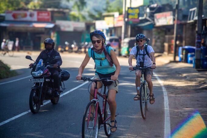 Bicycle Adventure: Ella to Wellawaya With 2 Waterfalls Tour - Refreshments and Leisure