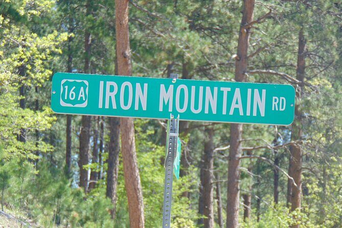 Big 3 Must See Black Hills 80 Mile Mini Road Trip - Key Points