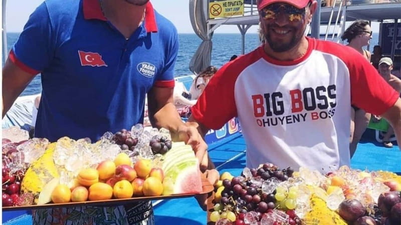 Big Boss Boat Trip Adults Only +16 - Key Points