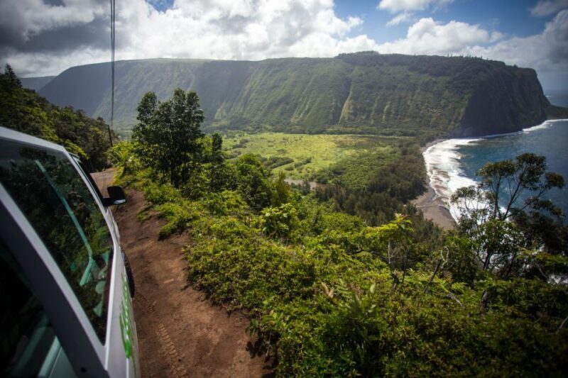 Big Hawaii: Private Guided Van Tour - The Sum Up