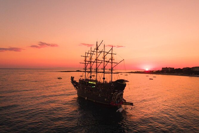 Big Kral Legend Boat Tour With Drinks, BBQ Lunch & Transfer - Included Amenities