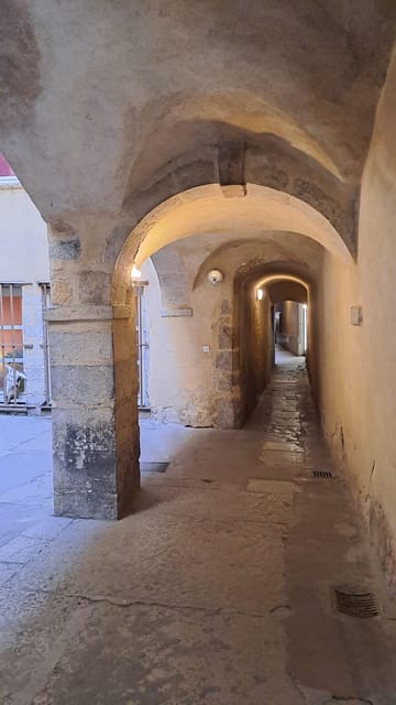 Big Traboules in Little Lyon : Private Walking Tour - The Significance of Bellecour