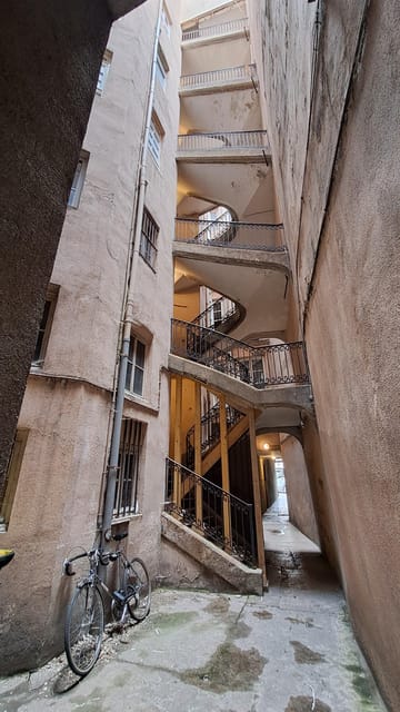 Big Traboules in Little Lyon : Private Walking Tour - Customer Experiences