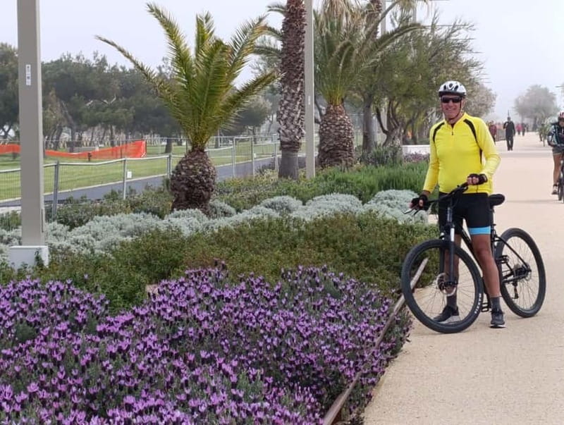Bike rental: Port of Cagliari, Su Siccu, Nervi Park, Molentargius - Starting Point: Port of Cagliari
