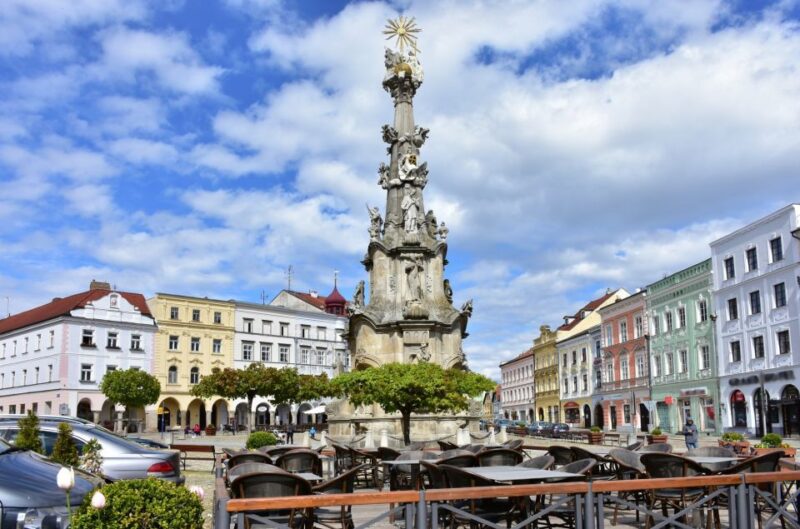 Bike Tour of Prague Old Town, Top Attractions and Nature - Highlights and Itinerary