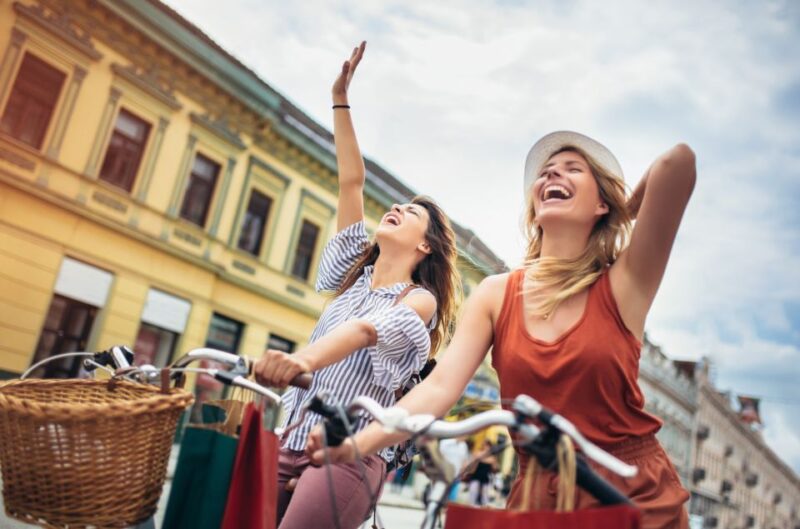 Bike Tour of Prague Old Town, Top Attractions and Nature - Live Tour Guide Options