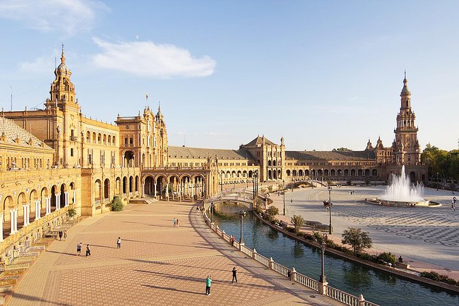 Bike Tour Through the Monumental Area of Seville - Historical Sites and Monuments